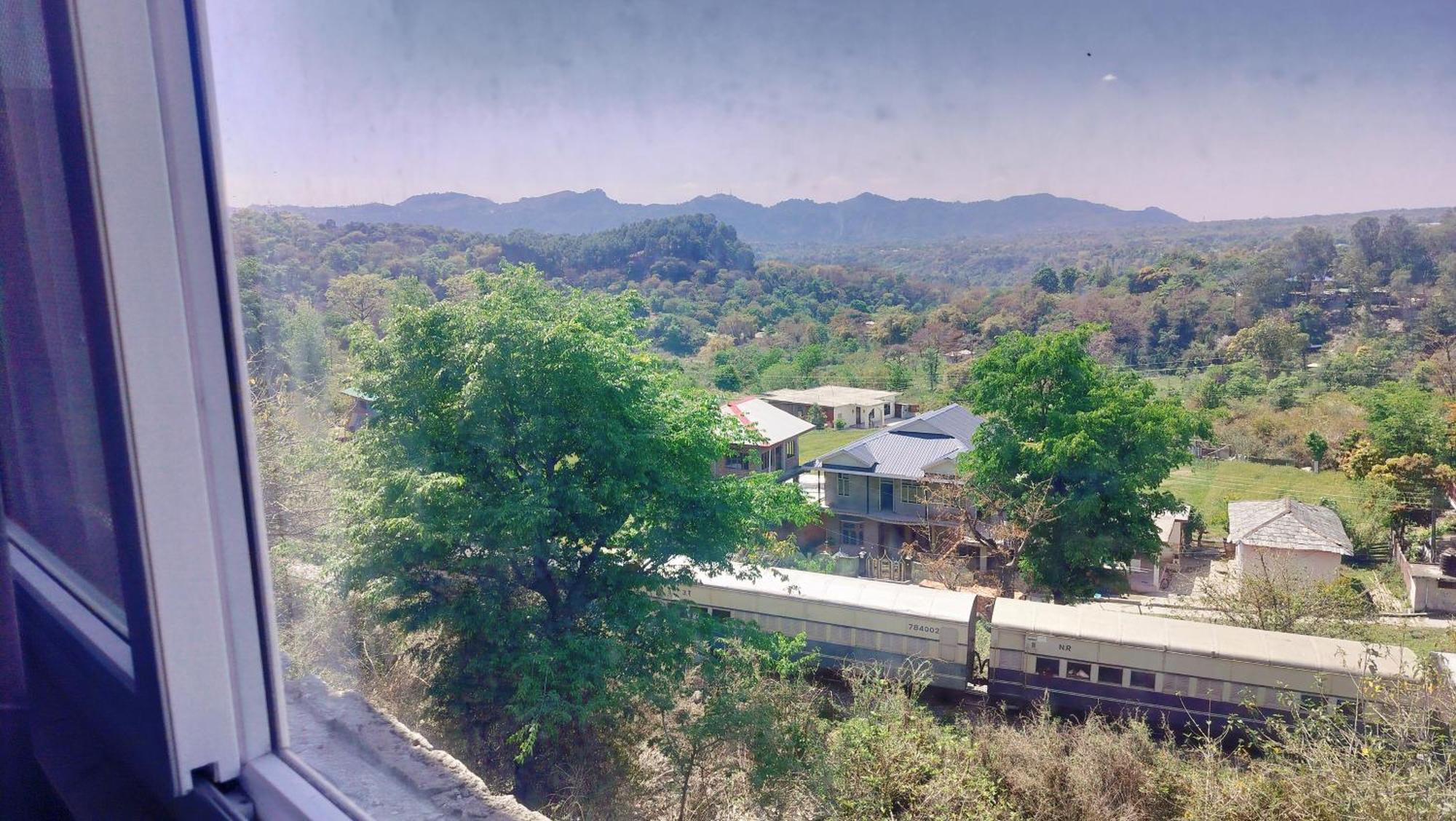 Hotel Binwa View Baijnāth Exterior foto